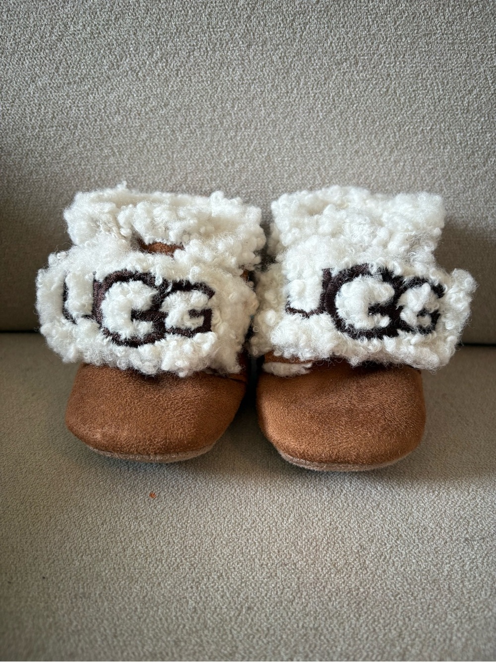 UGG Kids Chestnut Suede & Cream Sherpa Booties